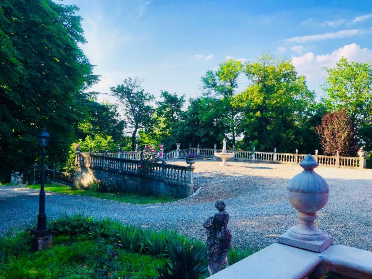 Charme Of Villa Capannina Novi Ligure Exterior foto